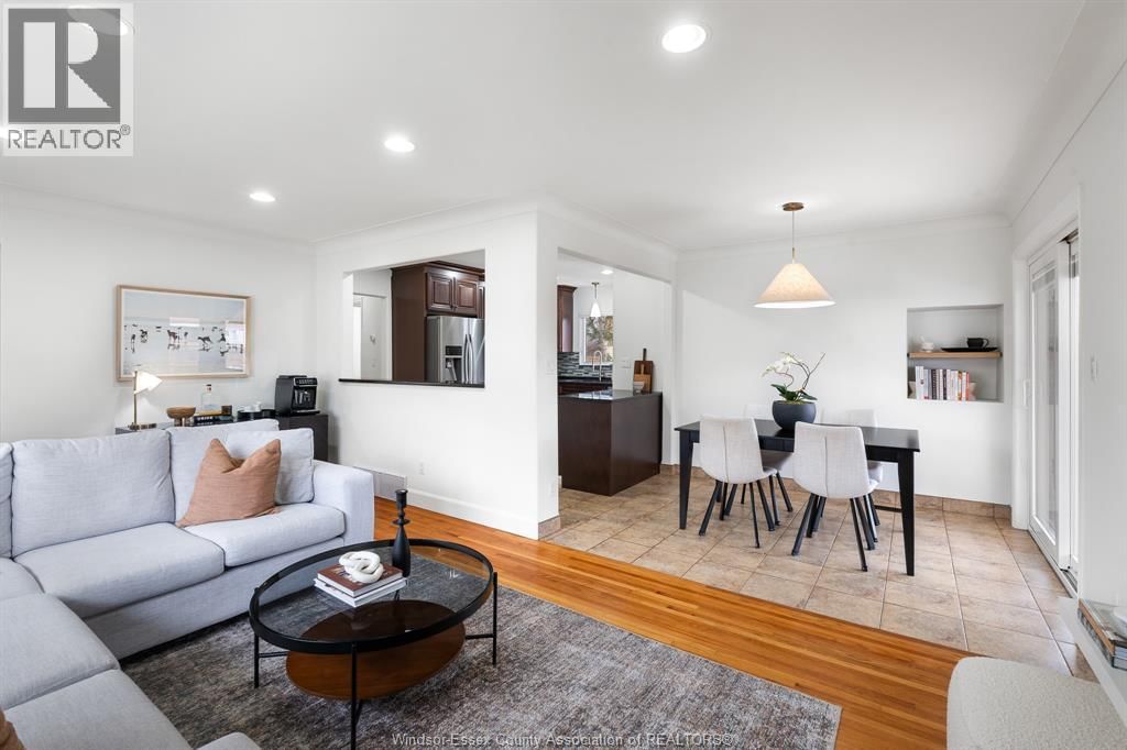 735 LOUNSBOROUGH Image 9