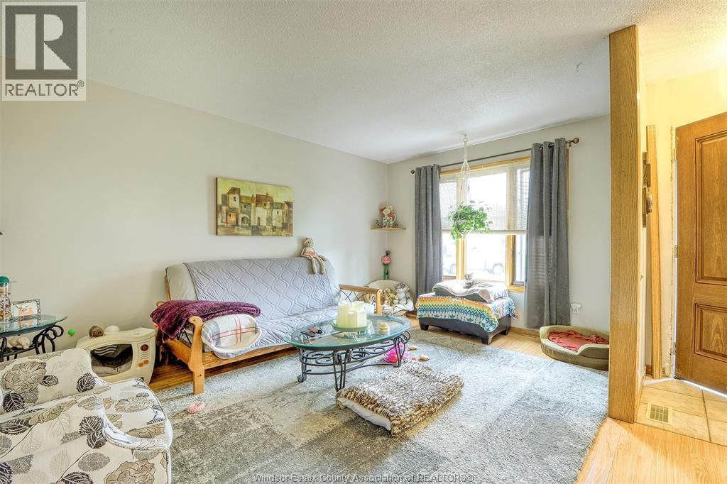 9445-9447 ALTEN DRIVE Image 27