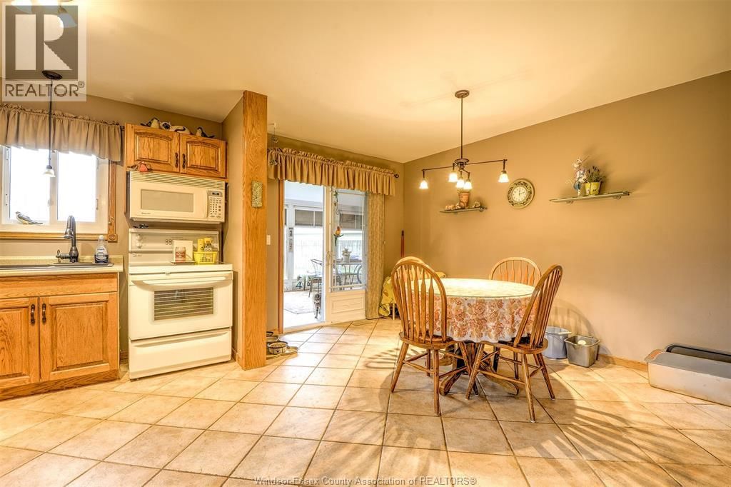 9445-9447 ALTEN DRIVE Image 29