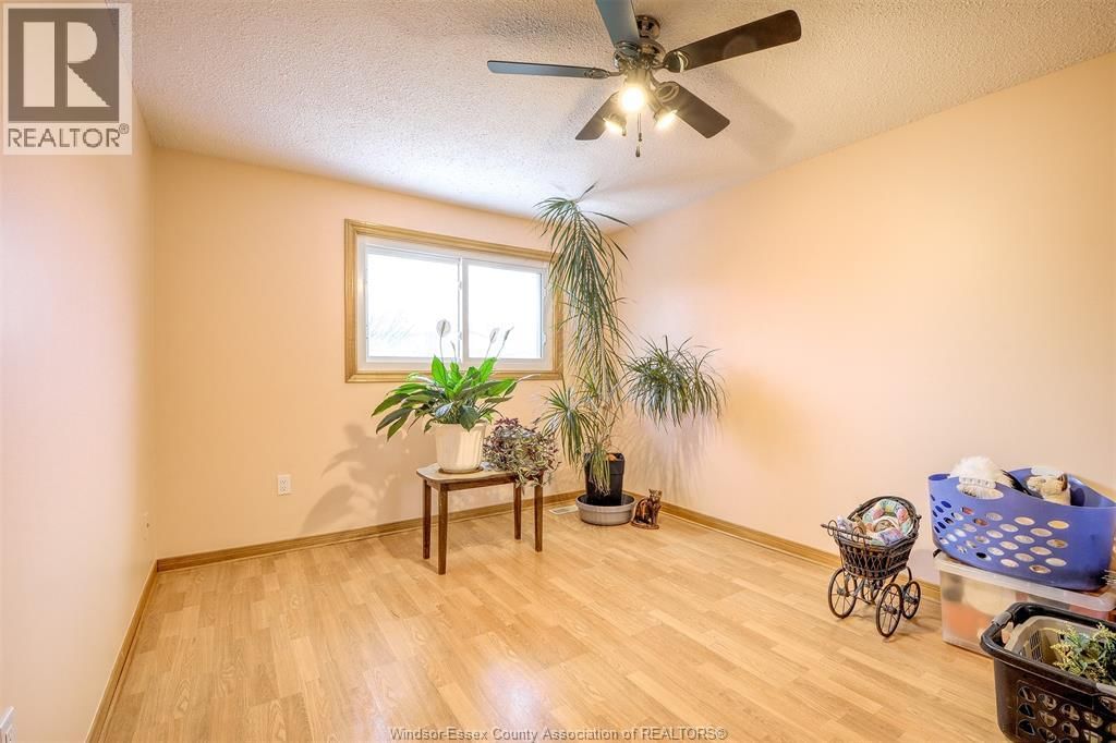 9445-9447 ALTEN DRIVE Image 33