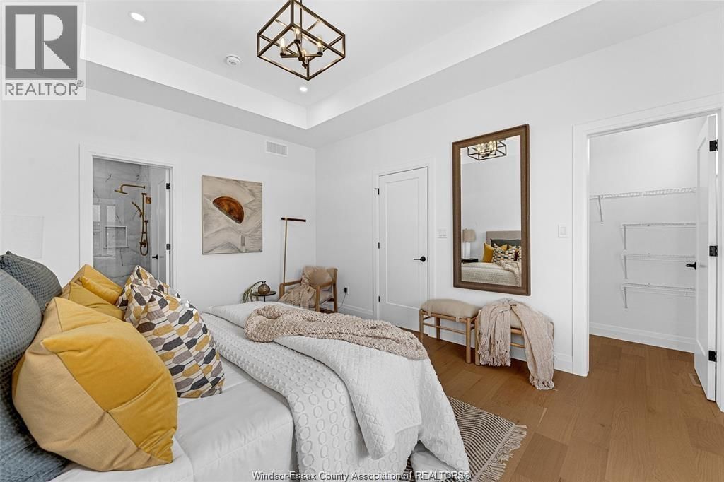 2626 BARKLEY AVENUE Image 24