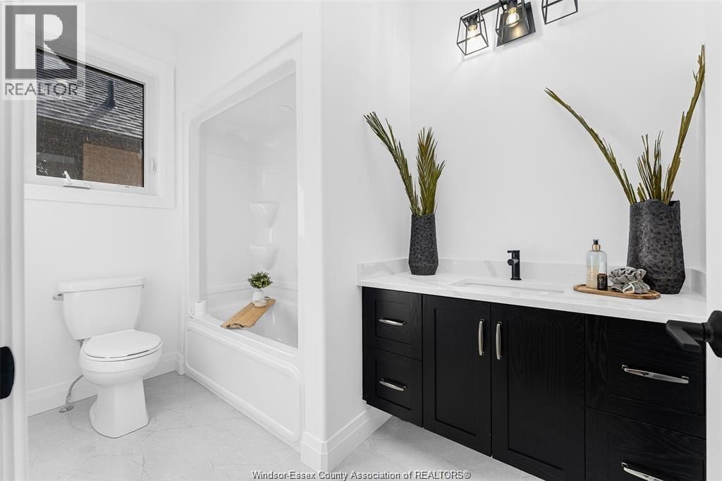 2626 BARKLEY AVENUE Image 25