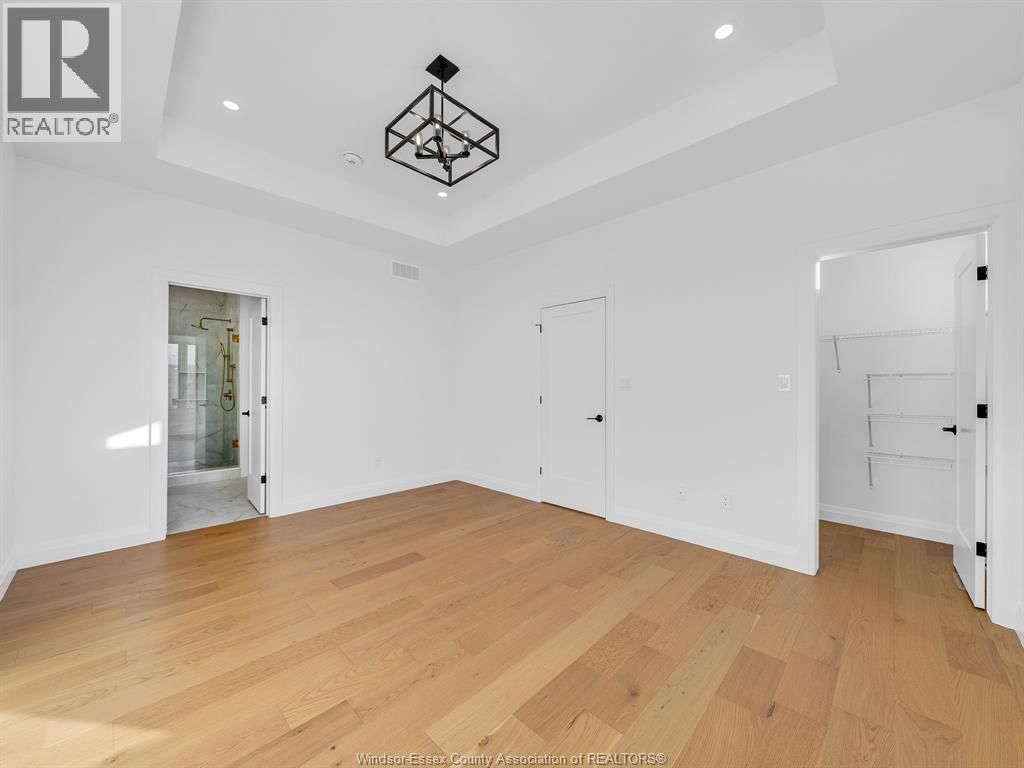 2626 BARKLEY AVENUE Image 31