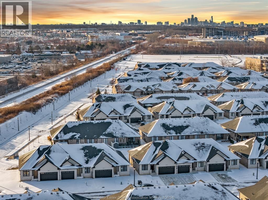 2626 BARKLEY AVENUE Image 4