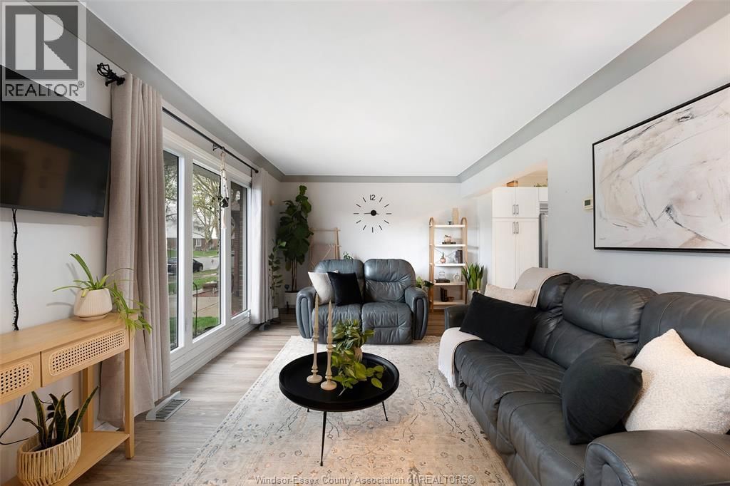 3581 WOLFE COURT Image 10