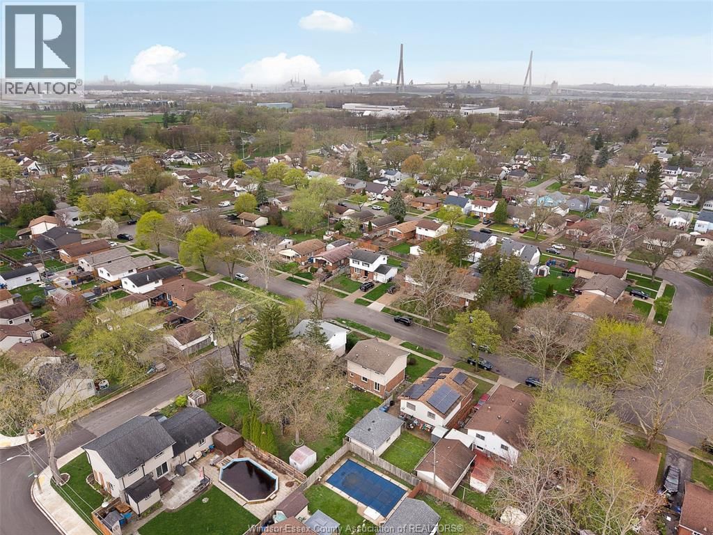 3581 WOLFE COURT Image 32