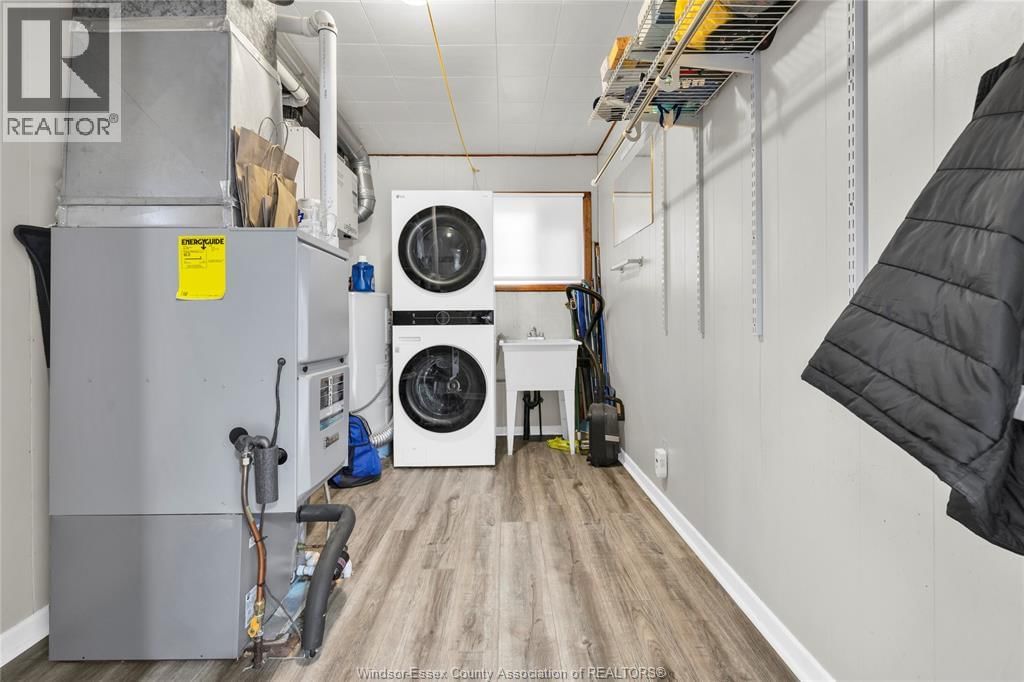 329 PARKSIDE DRIVE Image 19