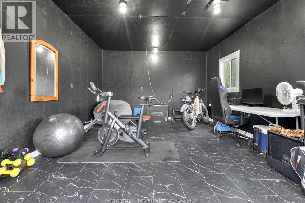 329 PARKSIDE DRIVE Image 20