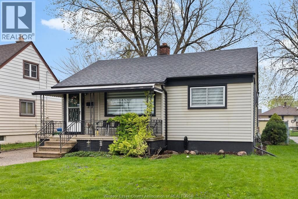 1385 ROSSINI Image 1