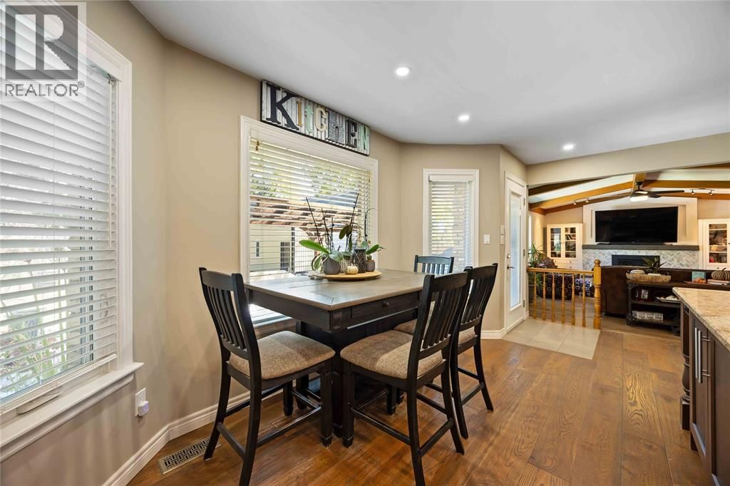 756 ST CLAIR PARKWAY Image 10