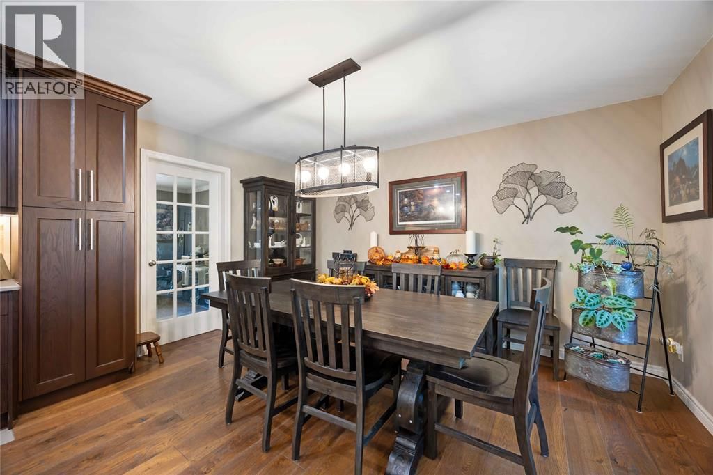 756 ST CLAIR PARKWAY Image 11