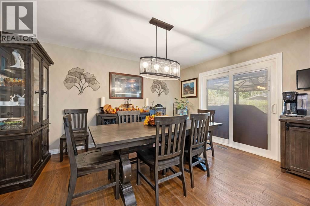 756 ST CLAIR PARKWAY Image 12