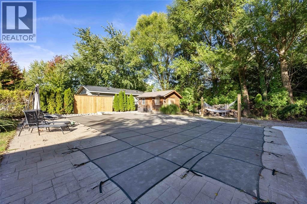 756 ST CLAIR PARKWAY Image 3