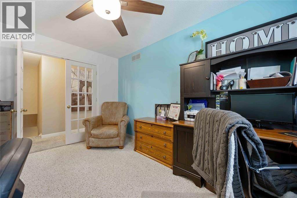 756 ST CLAIR PARKWAY Image 31