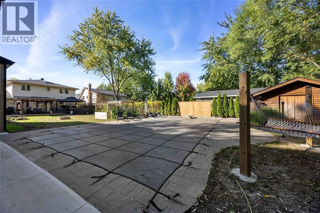 756 ST CLAIR PARKWAY Image 47