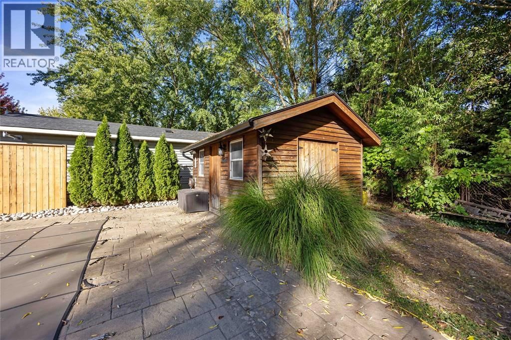 756 ST CLAIR PARKWAY Image 49