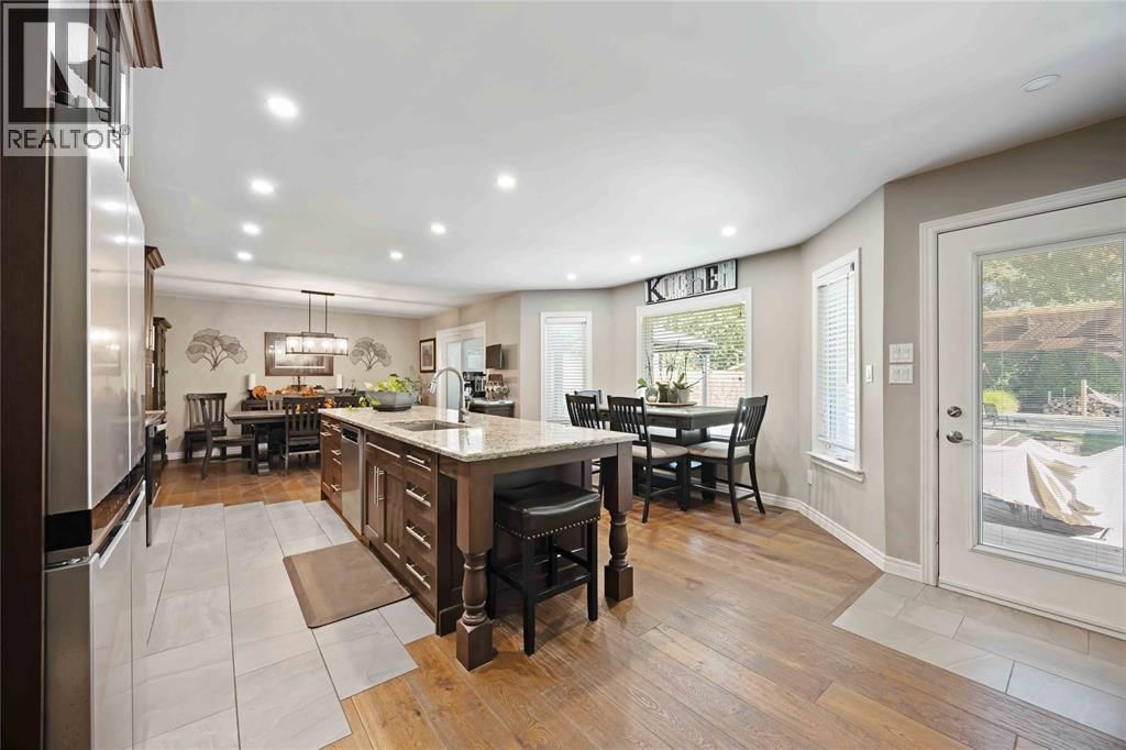 756 ST CLAIR PARKWAY Image 6