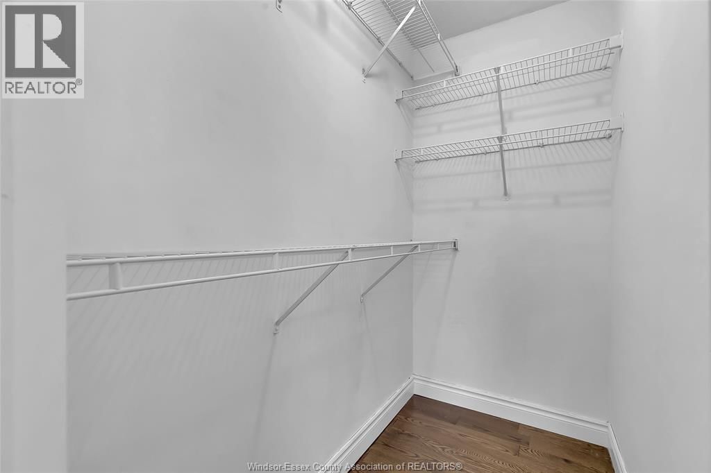 1063 PEACH BLOSSOM CRESCENT Image 20