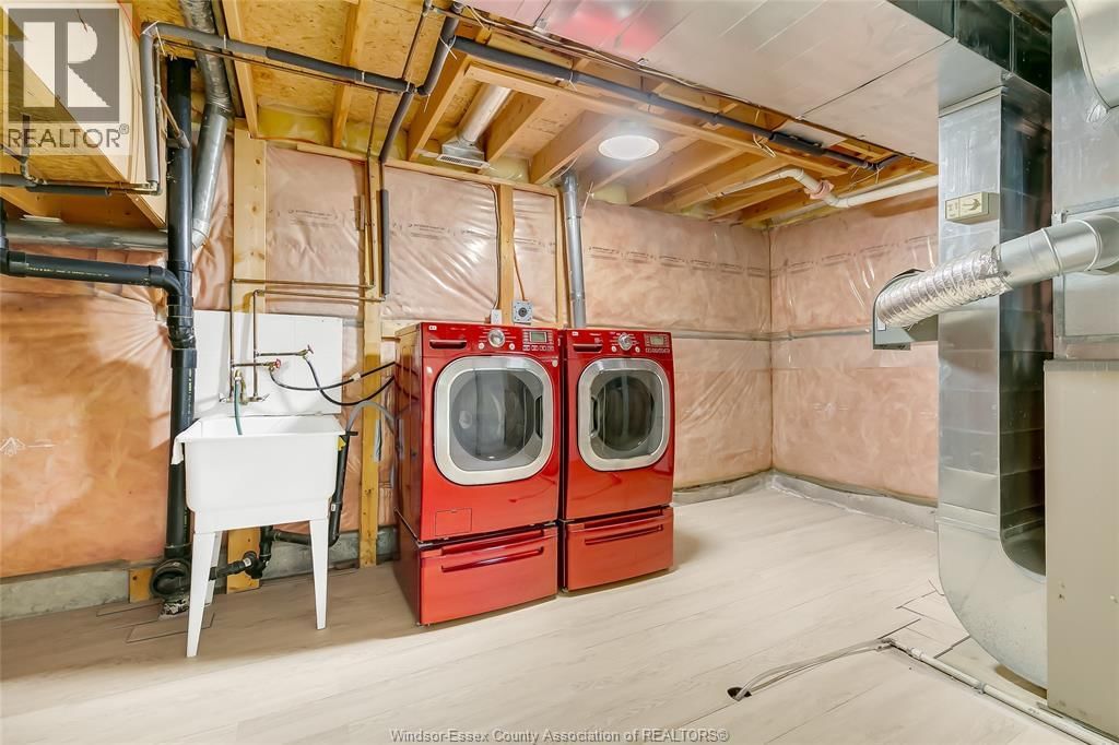 1063 PEACH BLOSSOM CRESCENT Image 27