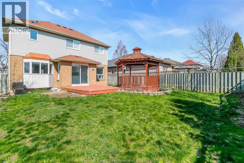 1063 PEACH BLOSSOM CRESCENT Image 28