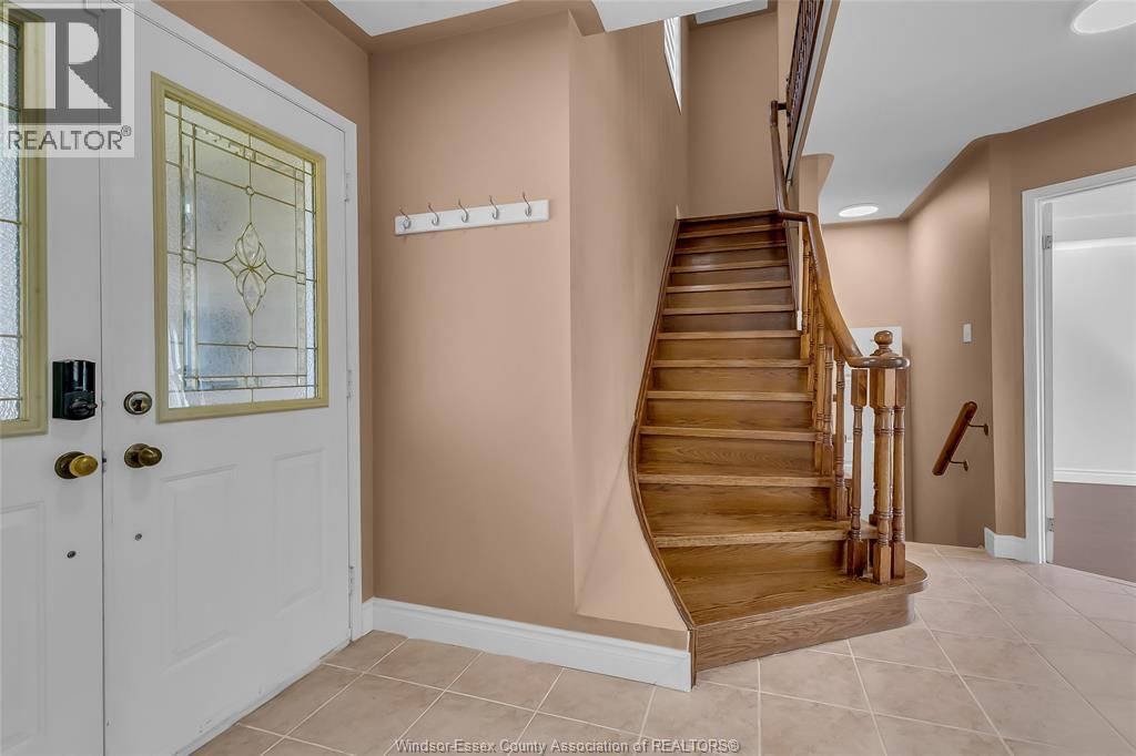 1063 PEACH BLOSSOM CRESCENT Image 5