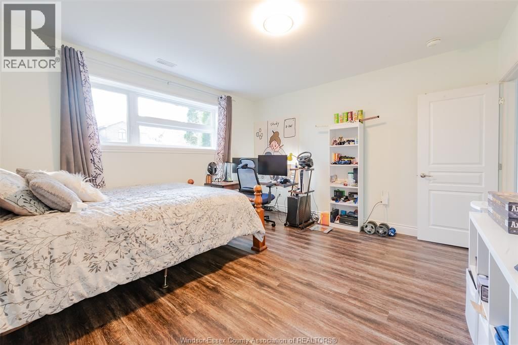 1798 ARGUS STREET Image 38