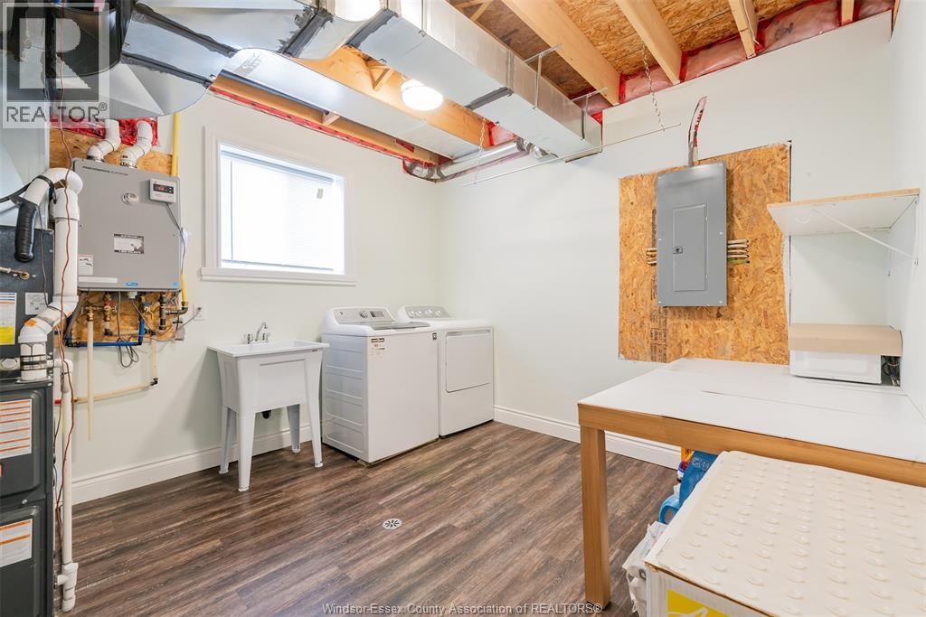 1798 ARGUS STREET Image 41