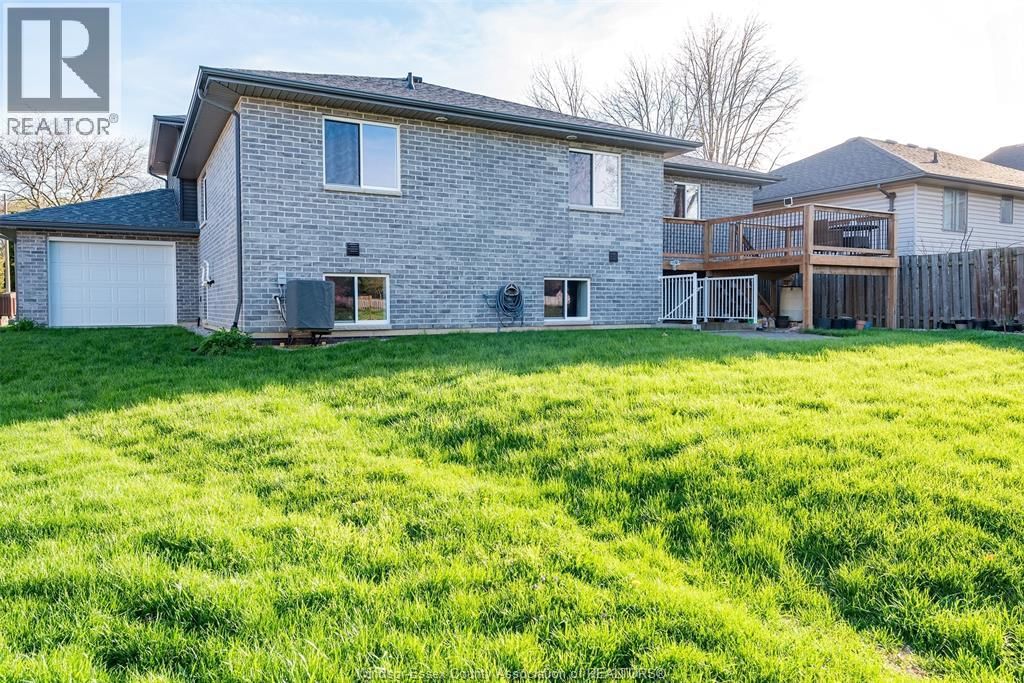 1798 ARGUS STREET Image 44