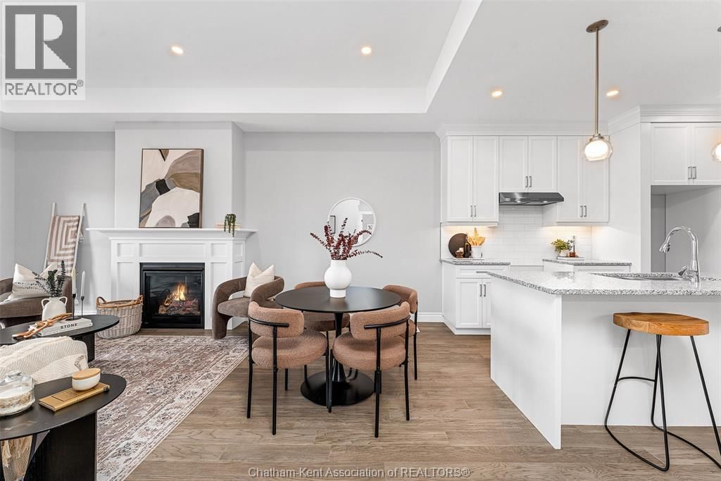 261 WORTHINGTON COURT Image 12