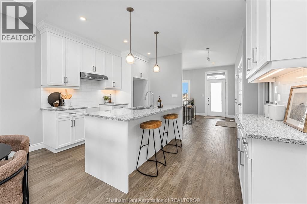 261 WORTHINGTON COURT Image 13