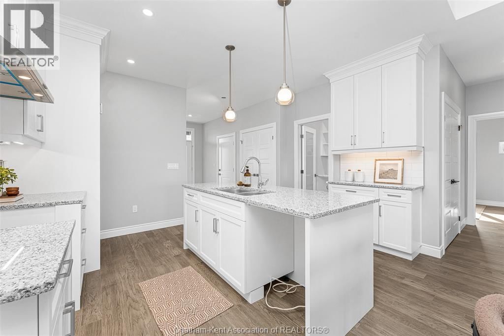 261 WORTHINGTON COURT Image 15