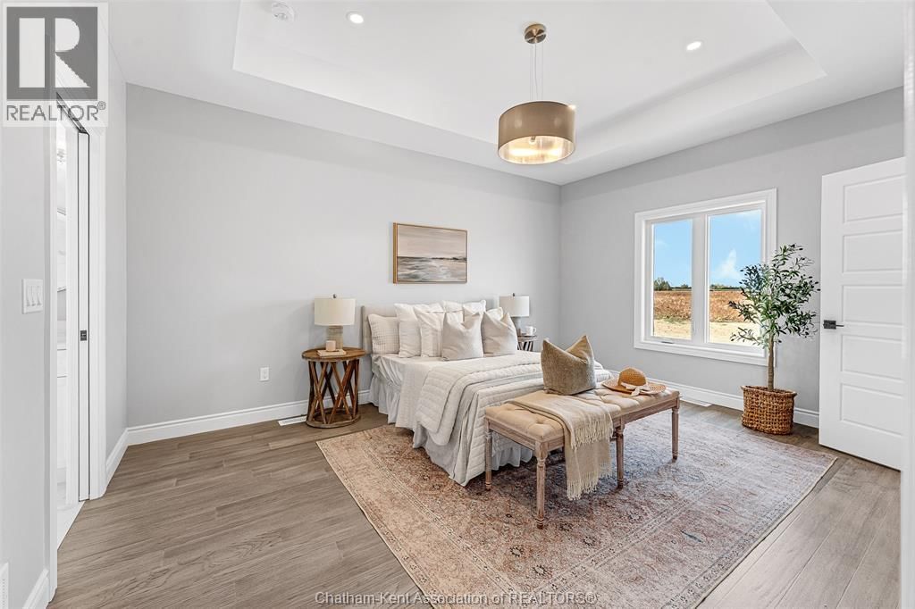 261 WORTHINGTON COURT Image 17