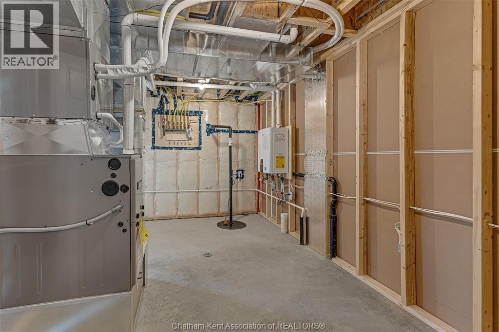 261 WORTHINGTON COURT Image 29