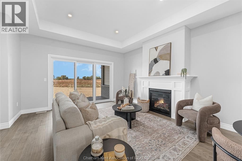 261 WORTHINGTON COURT Image 8