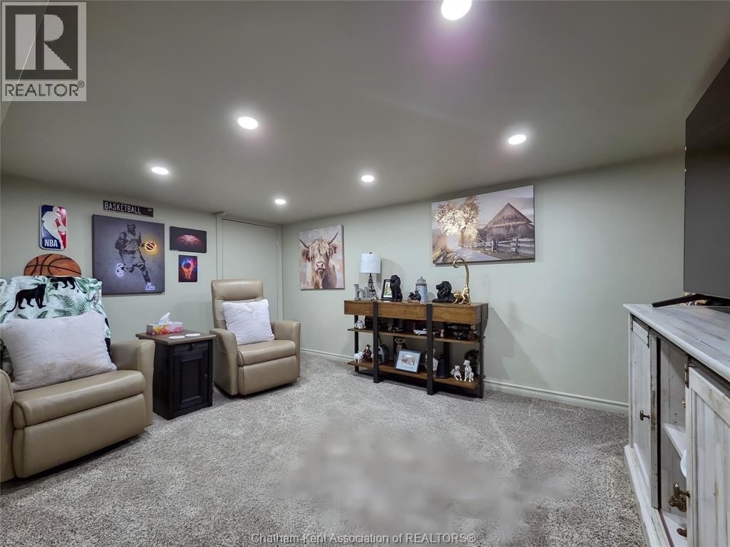 170 LACROIX STREET Image 33