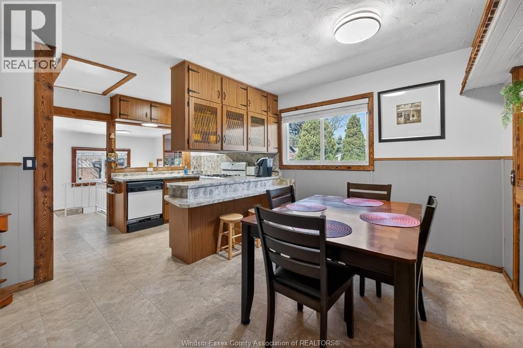 2489 FRANCOIS ROAD Image 13