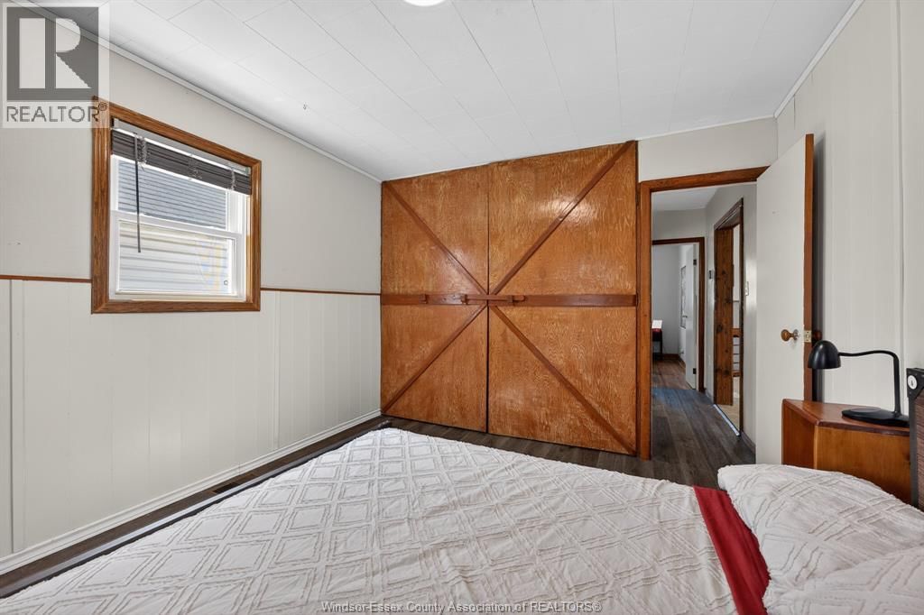 2489 FRANCOIS ROAD Image 22