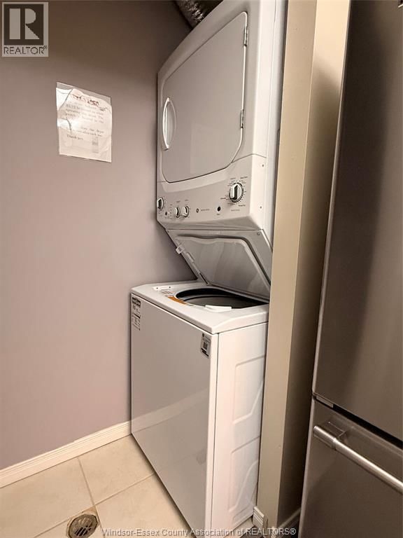 501 - 315 VILLAGE GROVE DRIVE Image 16