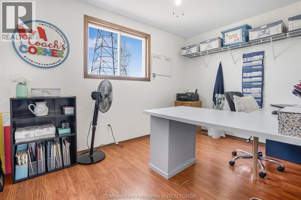 72 GOLDPARK ROAD Image 18