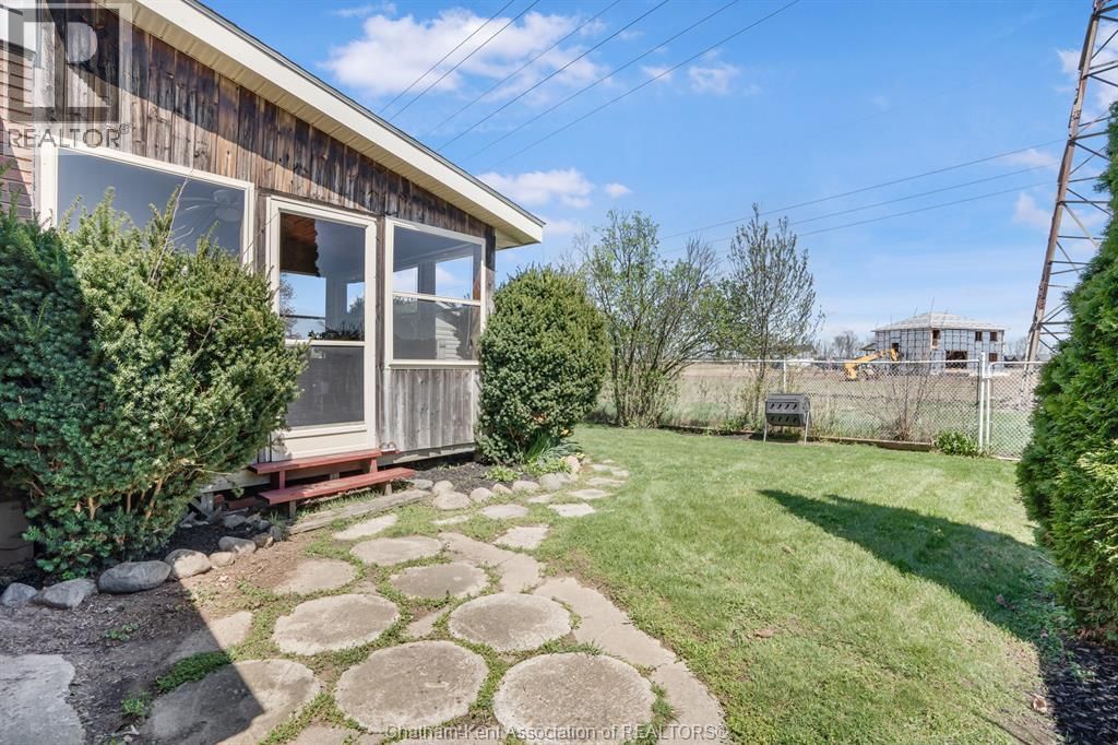 72 GOLDPARK ROAD Image 26