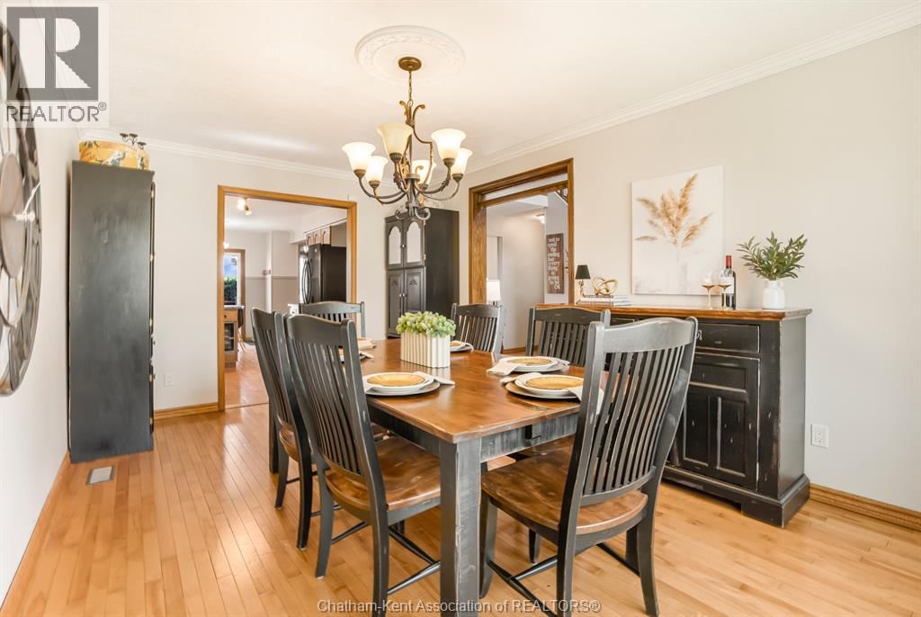 72 GOLDPARK ROAD Image 8