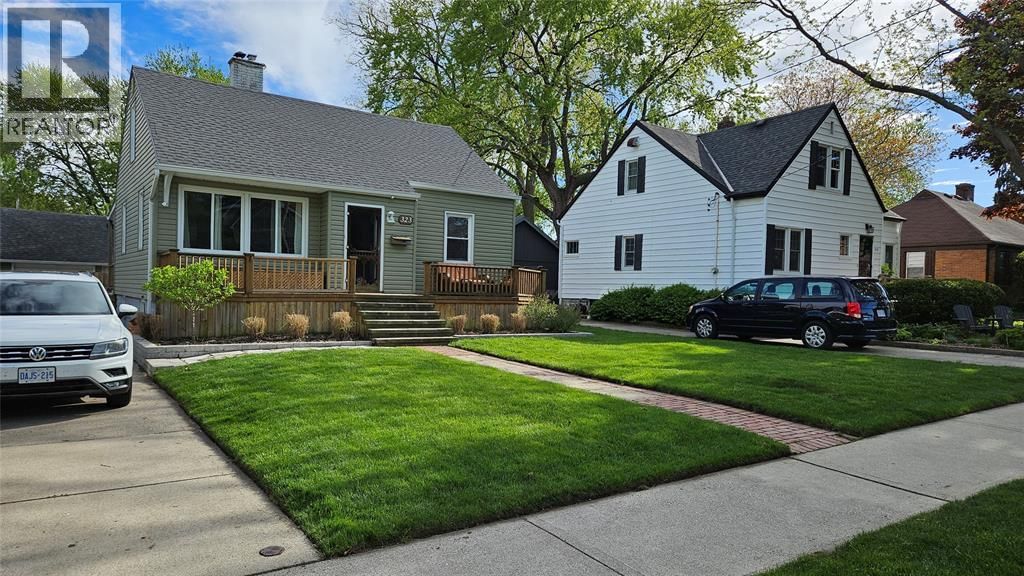 323 MARIA STREET Image 1