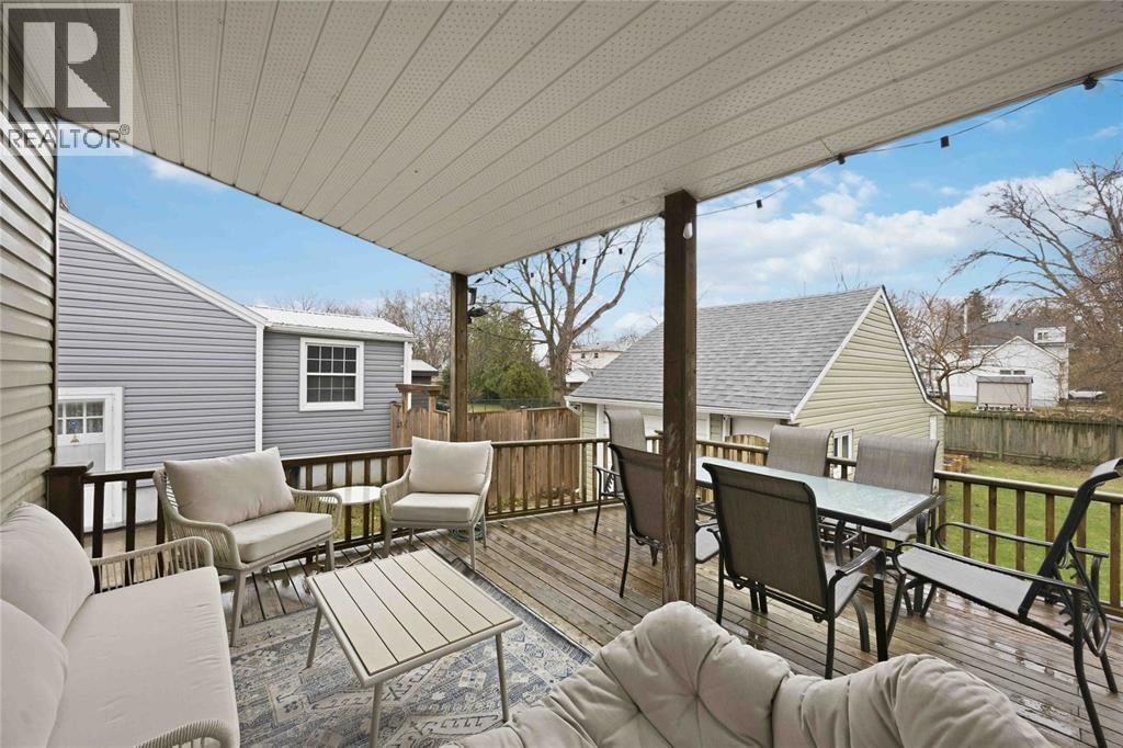 323 MARIA STREET Image 27