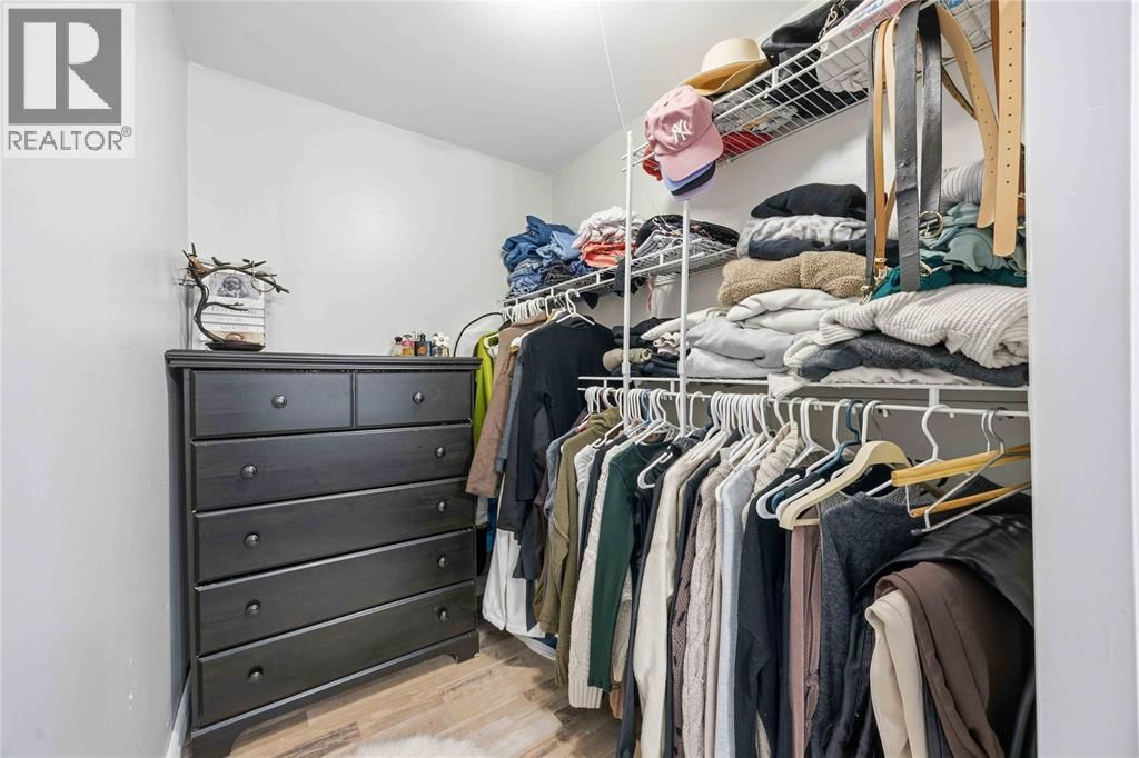 323 MARIA STREET Image 16