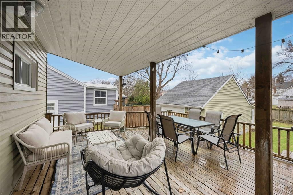 323 MARIA STREET Image 28