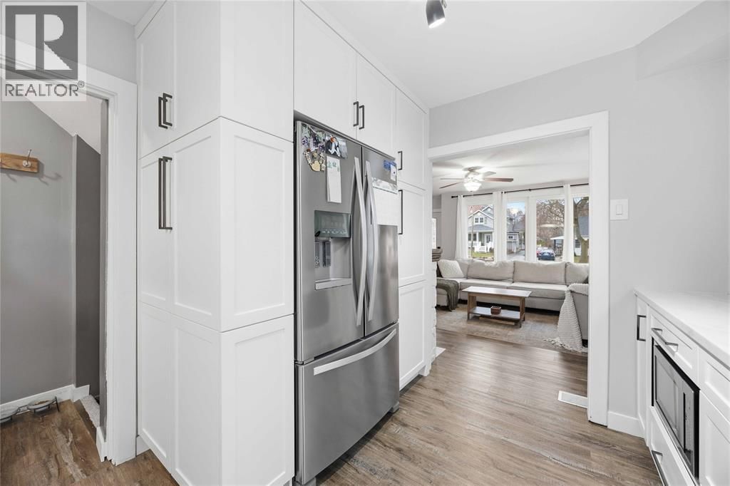 323 MARIA STREET Image 9