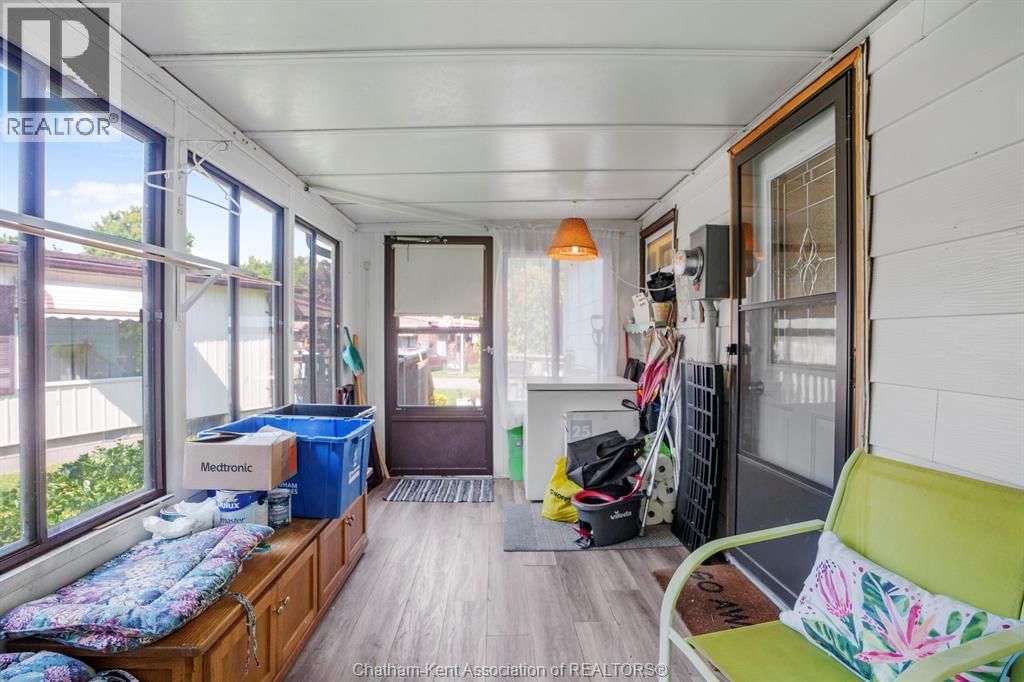 18 JAMES COURT Image 20