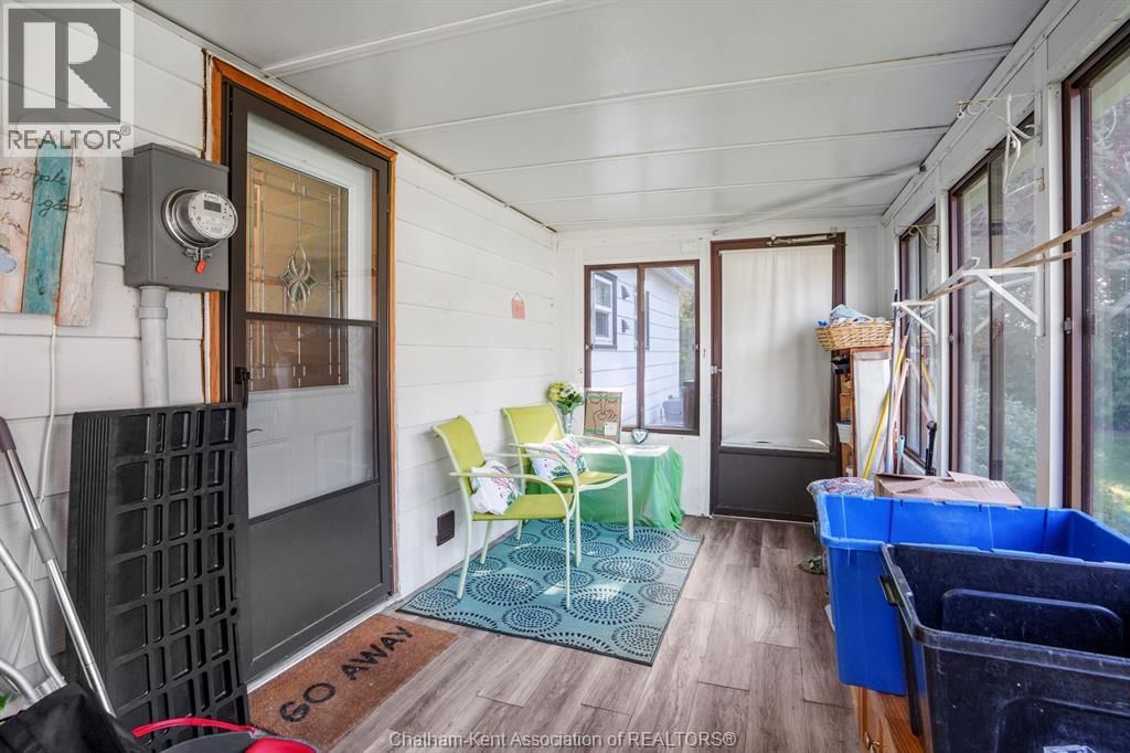 18 JAMES COURT Image 21