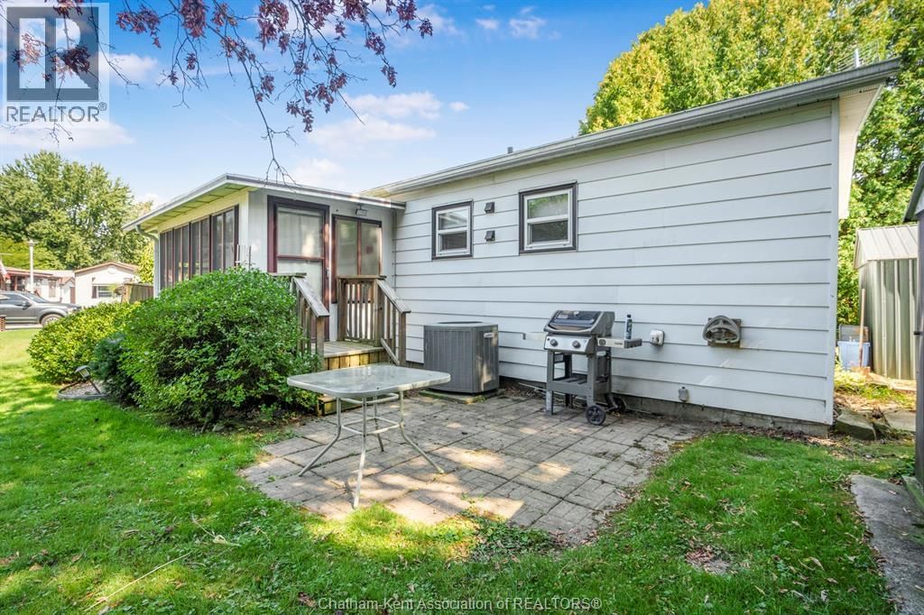 18 JAMES COURT Image 25