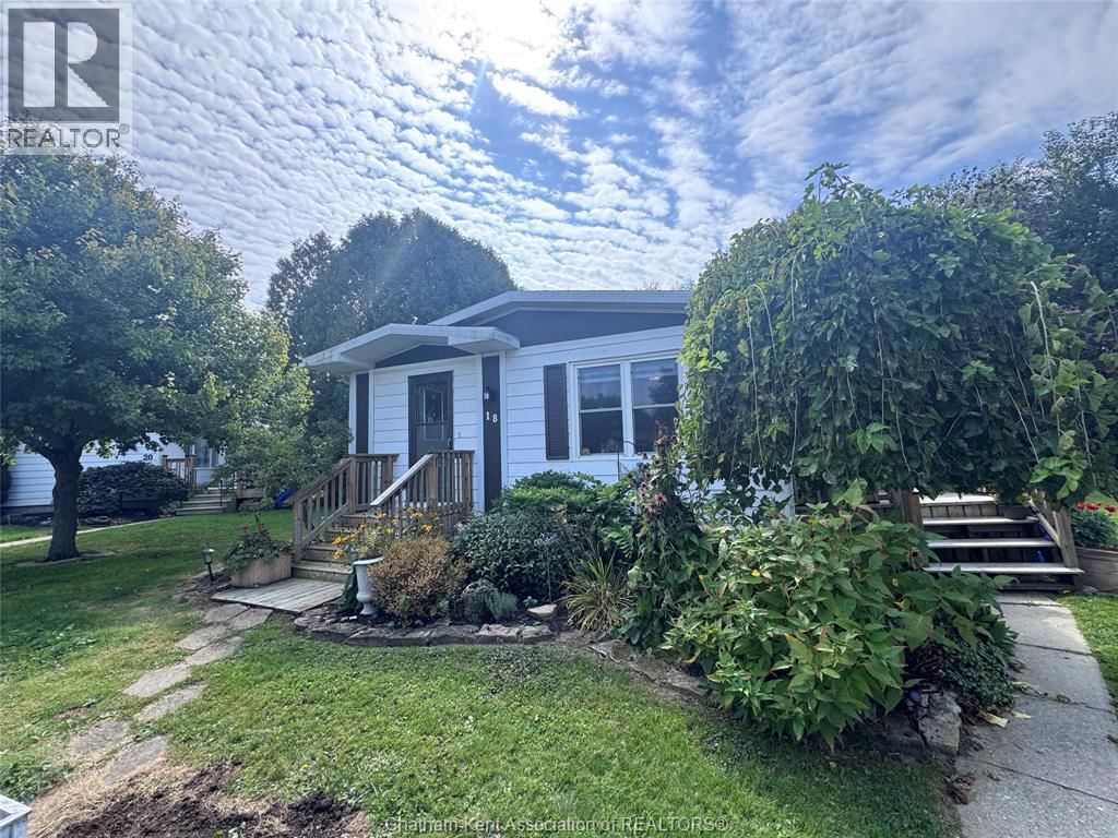 18 JAMES COURT Image 3